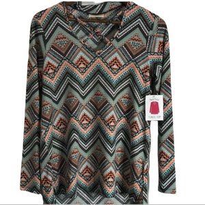 Chevron zig zag hi-lo tunic top criss cross neck